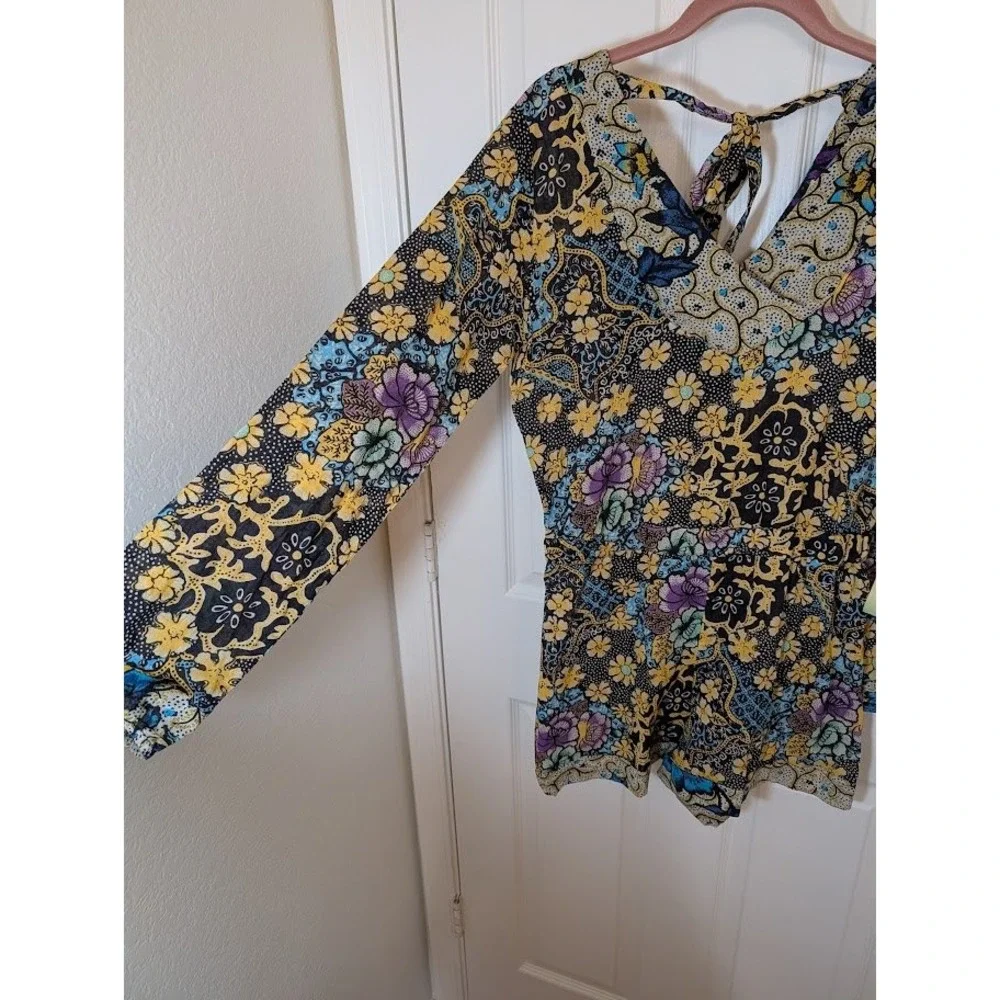 The Warm Store 100% Cotton Romper Women's Size 1 Sm Long Sleeve‎ Tie Back Boho